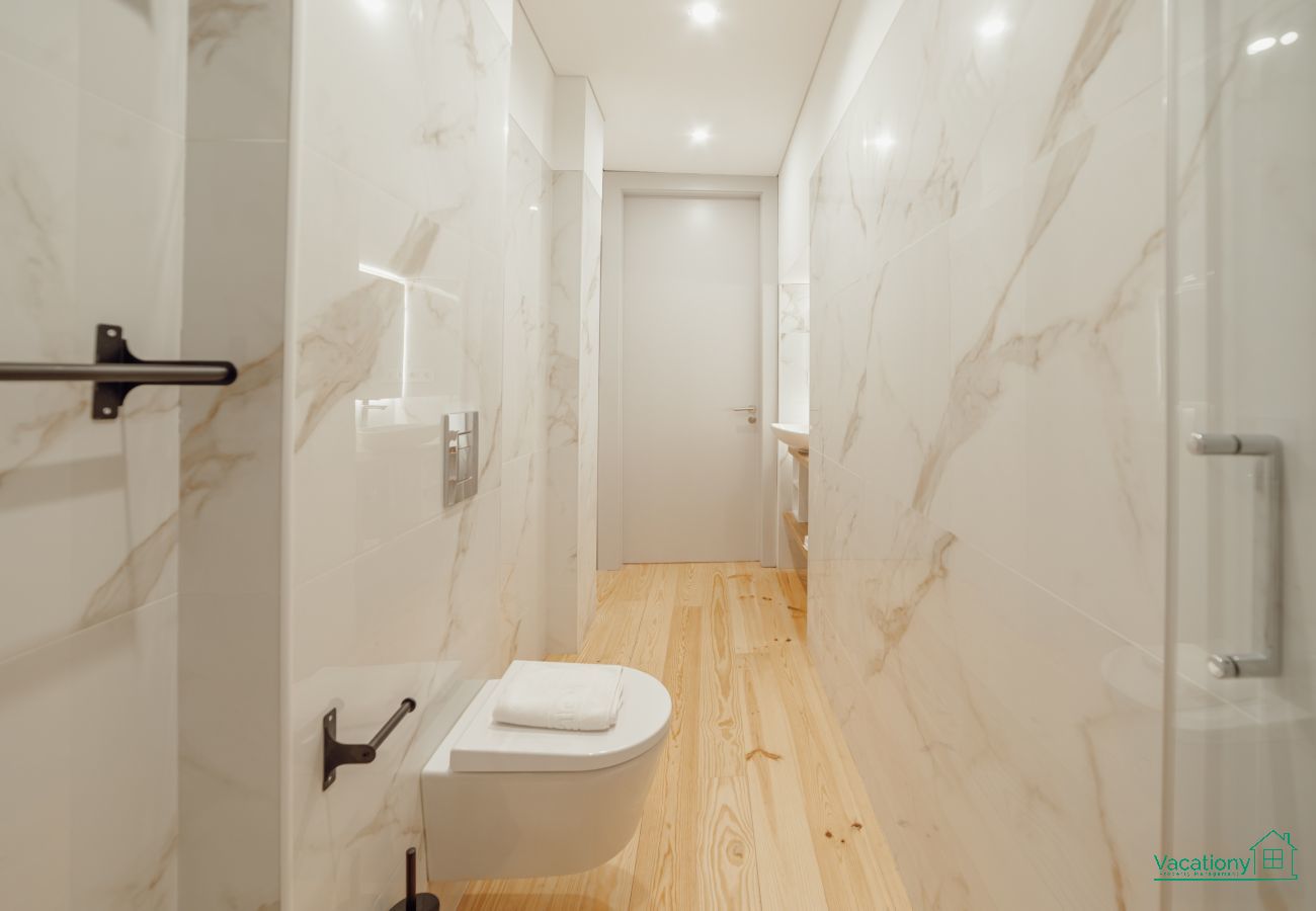 Apartment in Porto - DOWNTOWN GOLD BOLHÃO D by VACATIONY