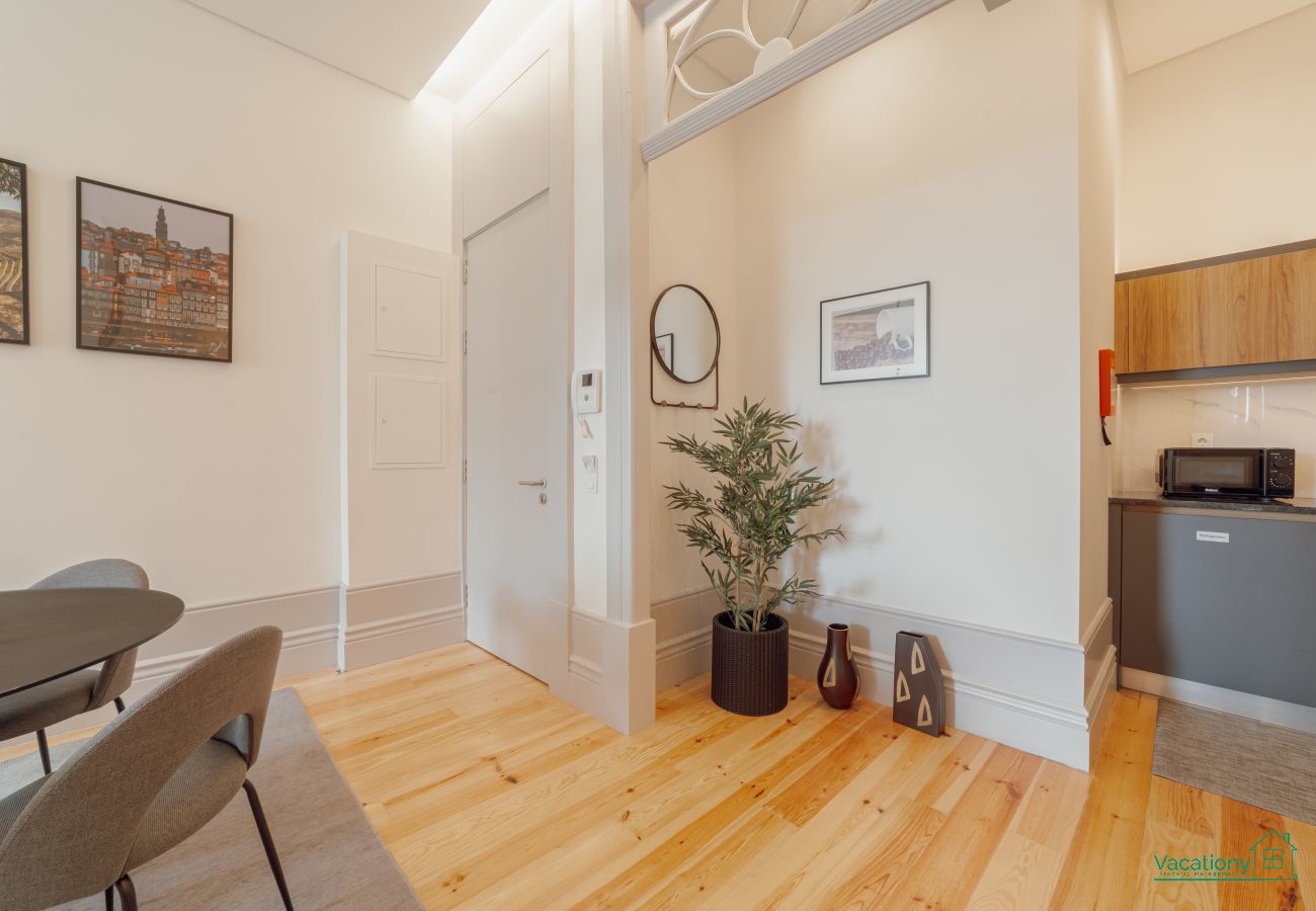 Apartment in Porto - DOWNTOWN GOLD BOLHÃO D by VACATIONY