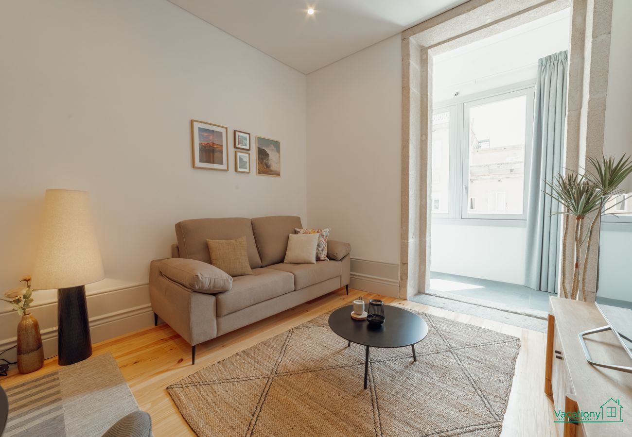Apartment in Porto - DOWNTOWN GOLD BOLHÃO D by VACATIONY
