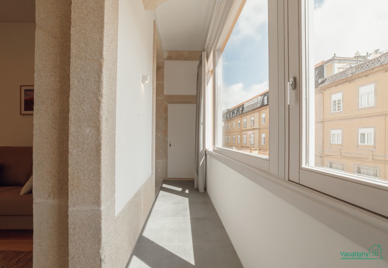 Apartment in Porto - DOWNTOWN GOLD BOLHÃO D by VACATIONY