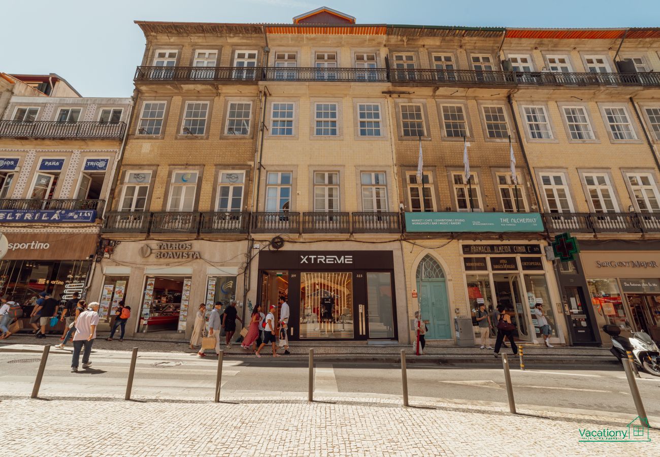 Apartment in Porto - HEART OF PORTO APARTMENT B TERRACE by VACATIONY