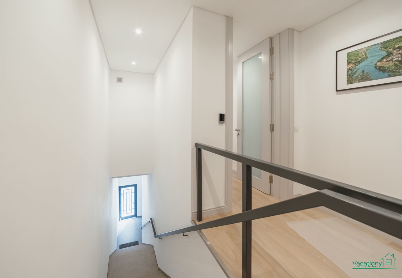 Apartment in Porto - DOWNTOWN GOLD BOLHÃO G by VACATIONY