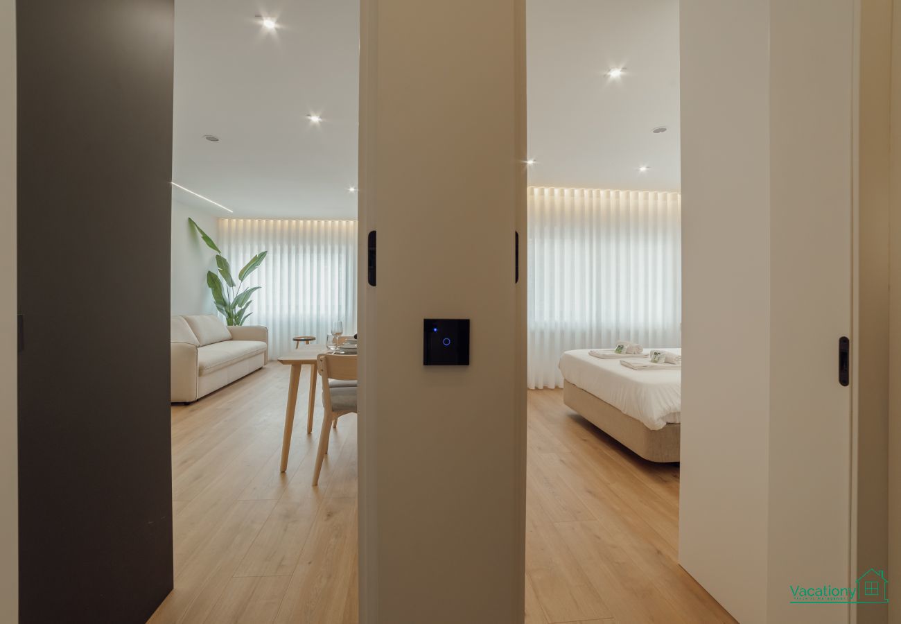 Apartment in Porto - DOWNTOWN PREMIUM with BALCONY by VACATIONY
