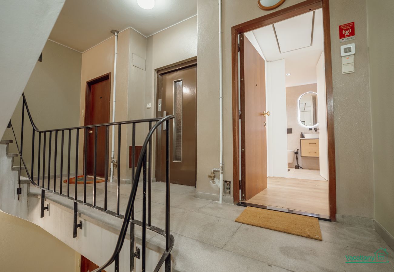 Apartment in Porto - DOWNTOWN PREMIUM with BALCONY by VACATIONY