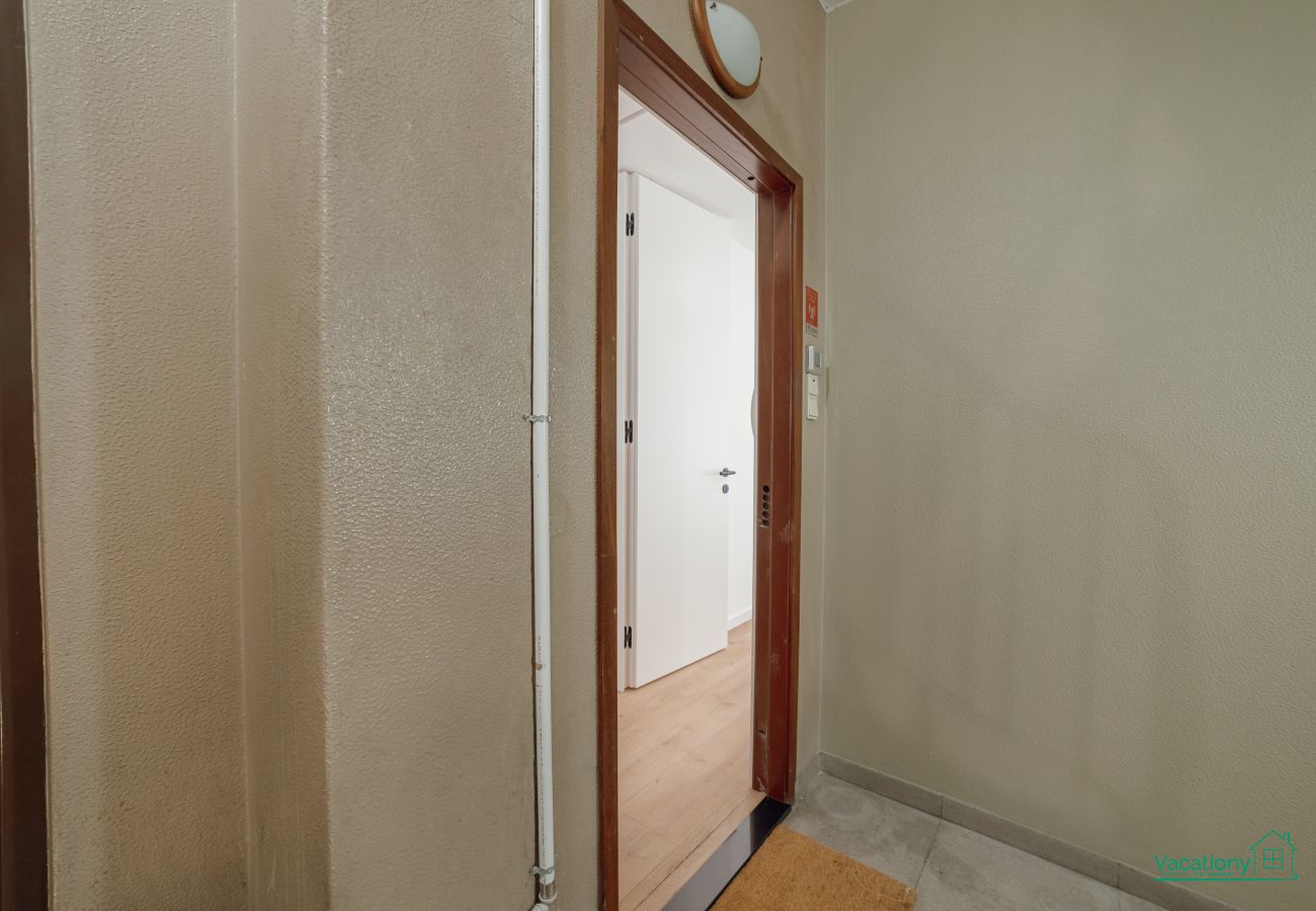 Apartment in Porto - DOWNTOWN PREMIUM with BALCONY by VACATIONY