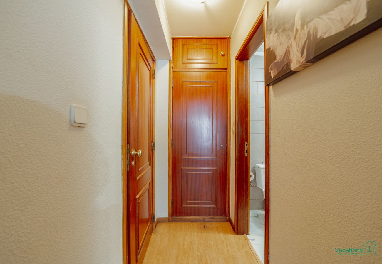 Apartment in Matosinhos - MATOSINHOS SEA SIDE 1BD by VACATIONY