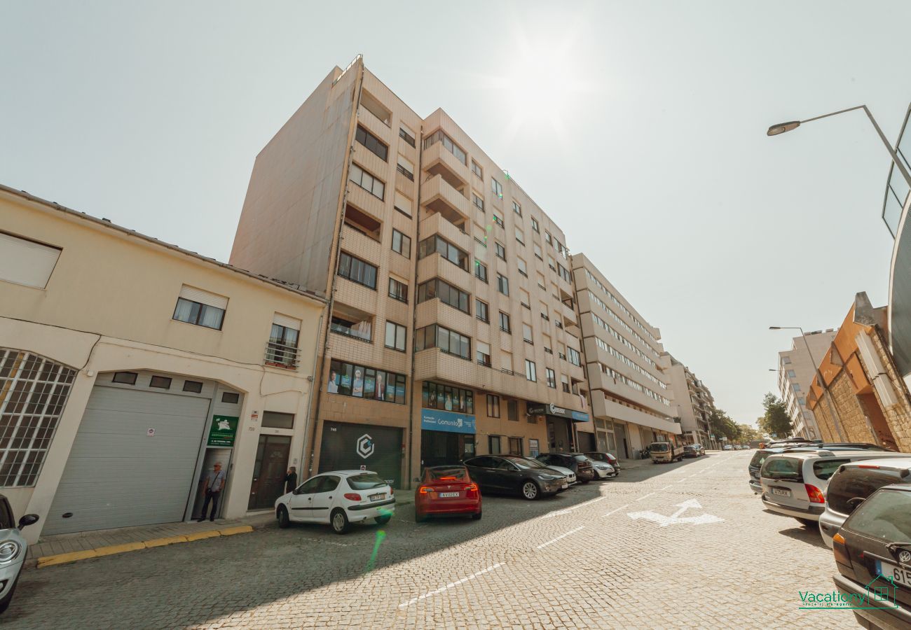 Apartment in Matosinhos - MATOSINHOS SEA SIDE 1BD by VACATIONY