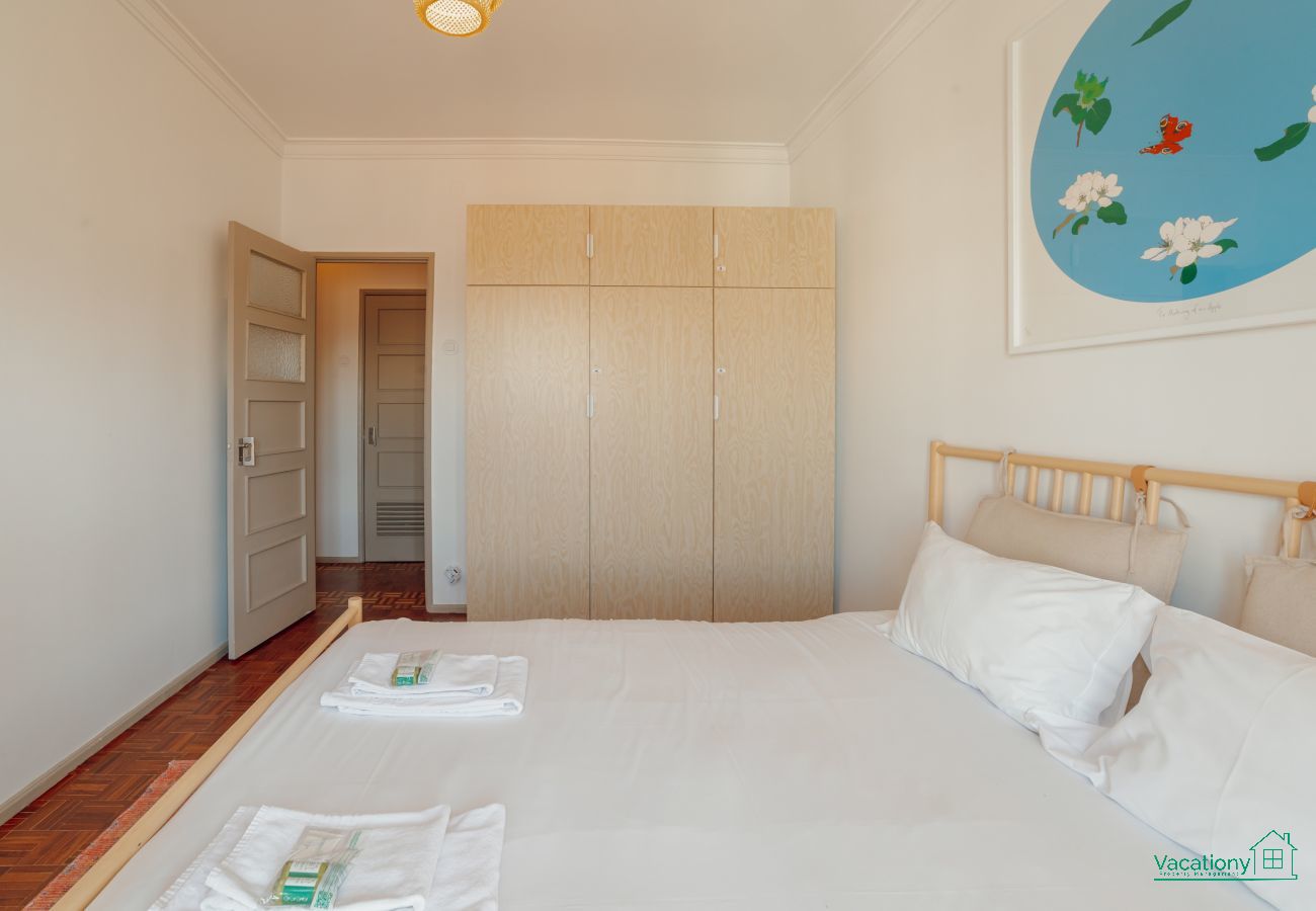 Apartment in Porto - SANTA CATARINA FLAT 2BD with BALCONY by VACATIONY