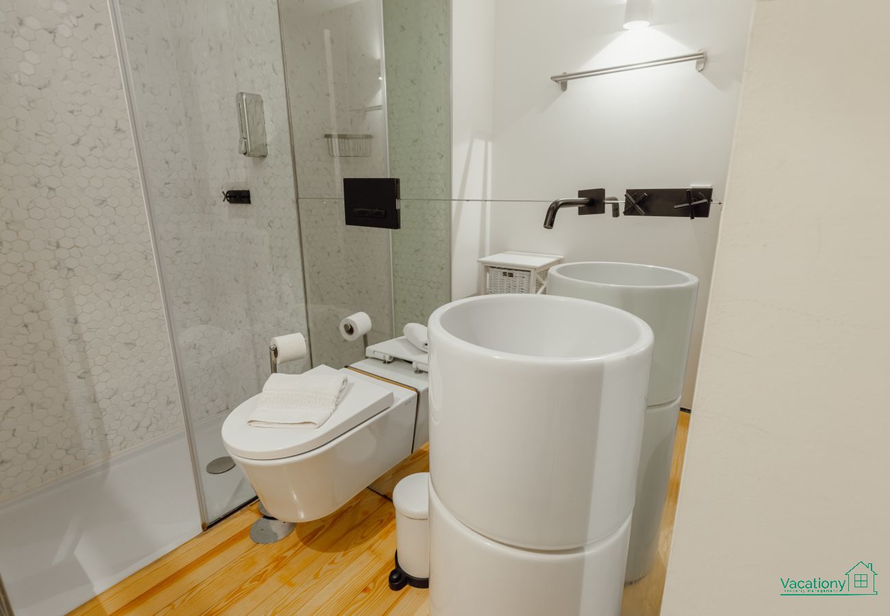 Apartment in Porto - HISTORICAL TAIPAS GREEN by VACATIONY