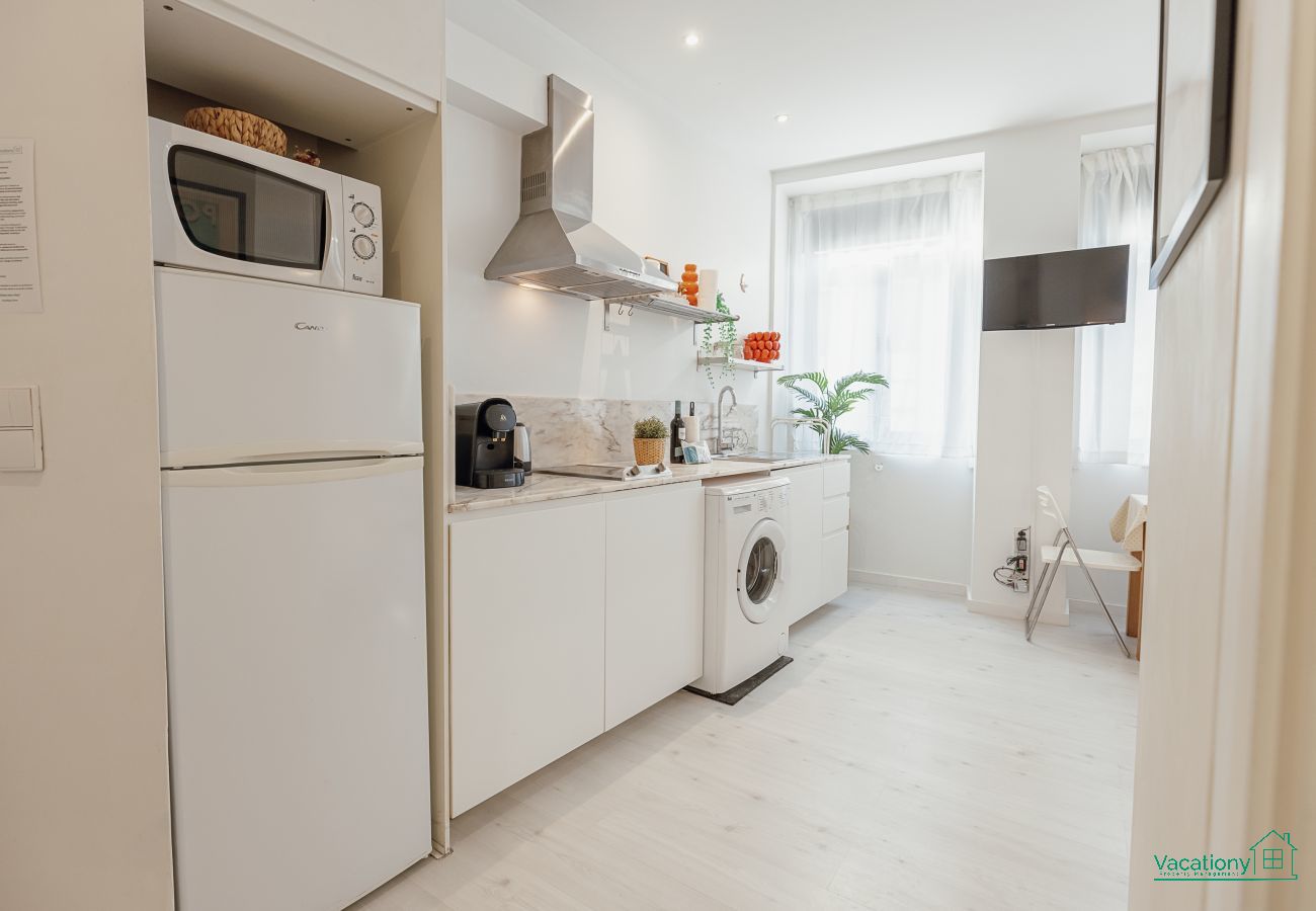 Apartment in Porto - DOWNTOWN FORMOSA STUDIO by VACATIONY