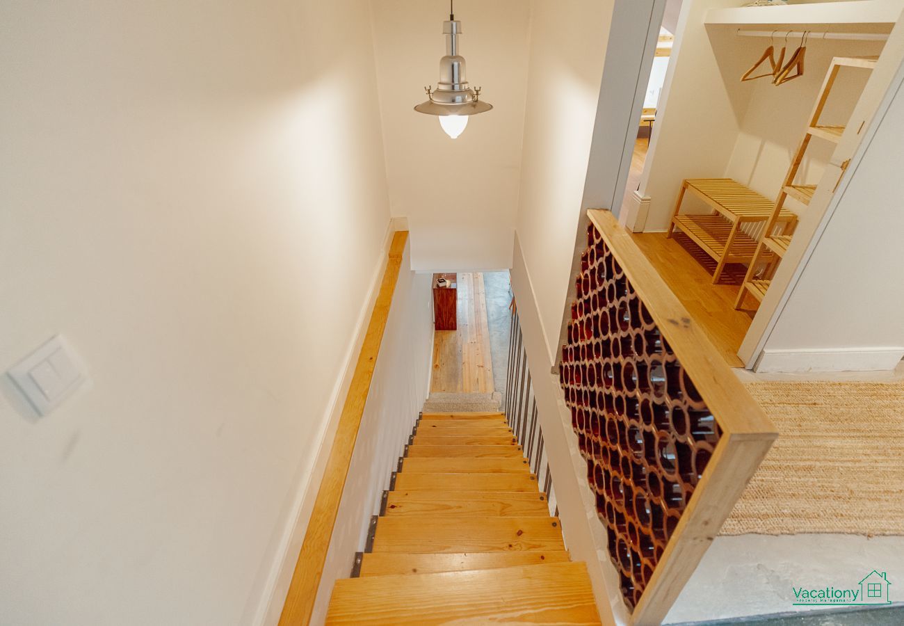 Apartment in Porto - URBAN REFUGE 4BD by VACATIONY