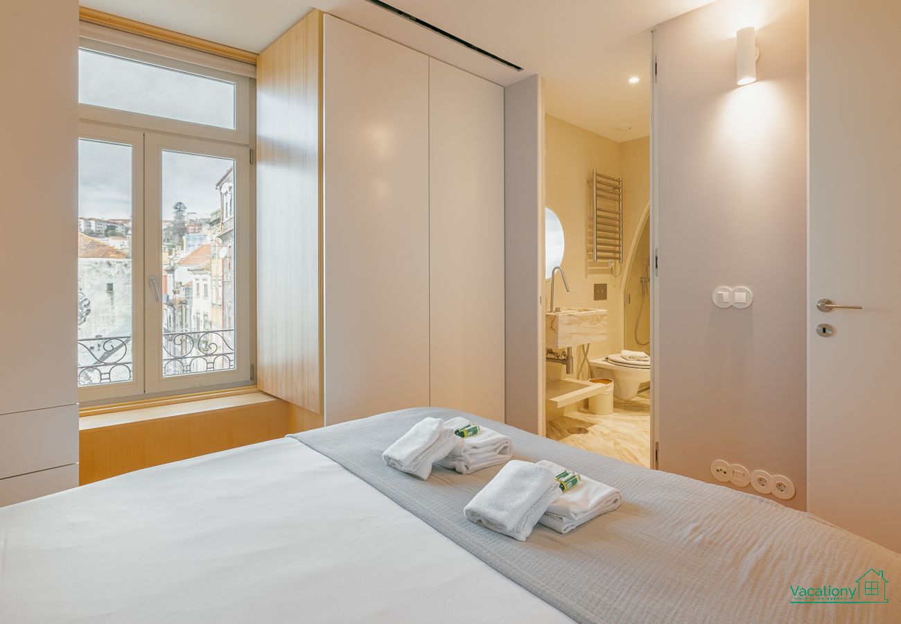 Apartment in Porto - PREMIUM RIVERSIDE AND VIEW by VACATIONY