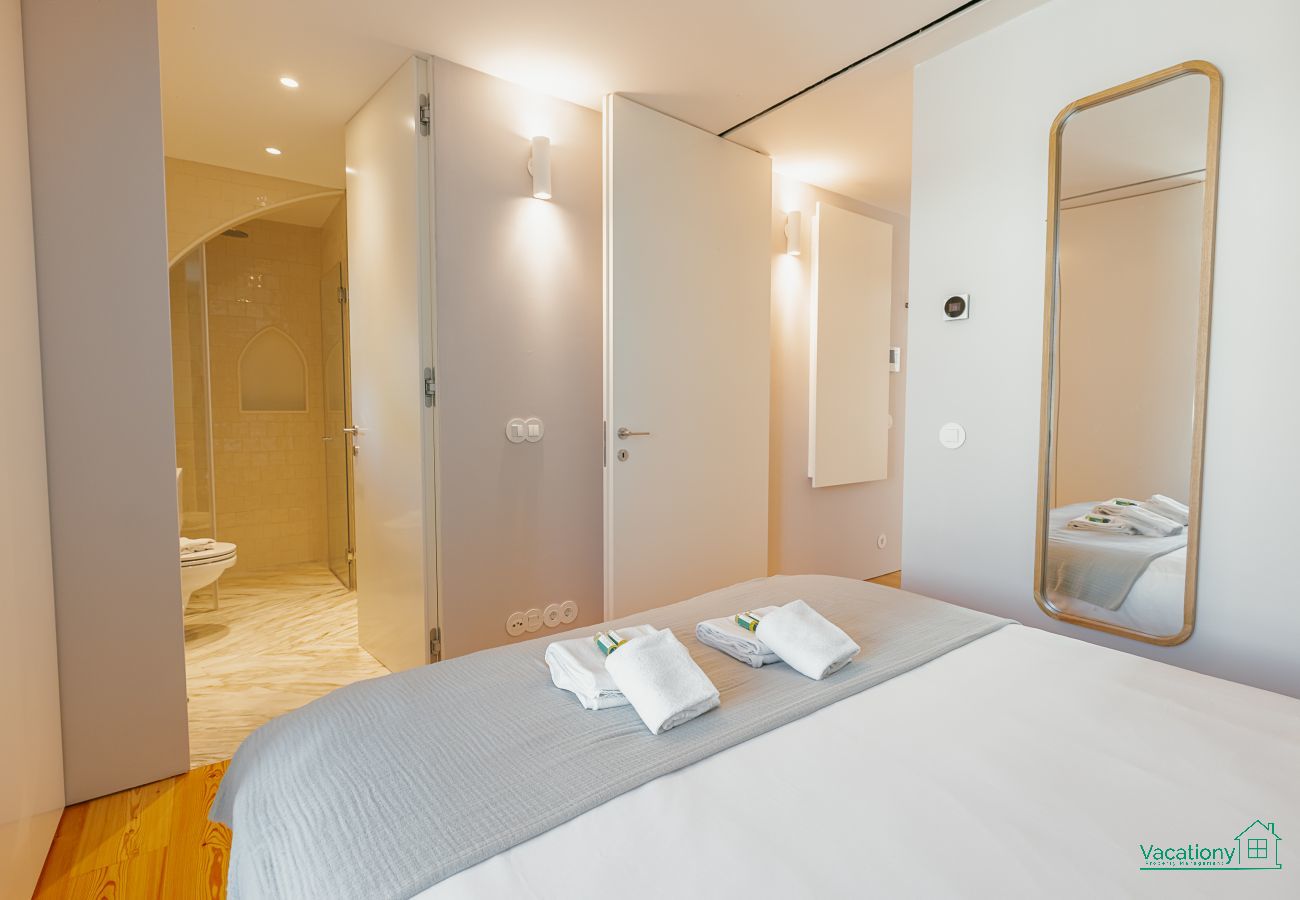 Apartment in Porto - PREMIUM RIVERSIDE AND VIEW by VACATIONY