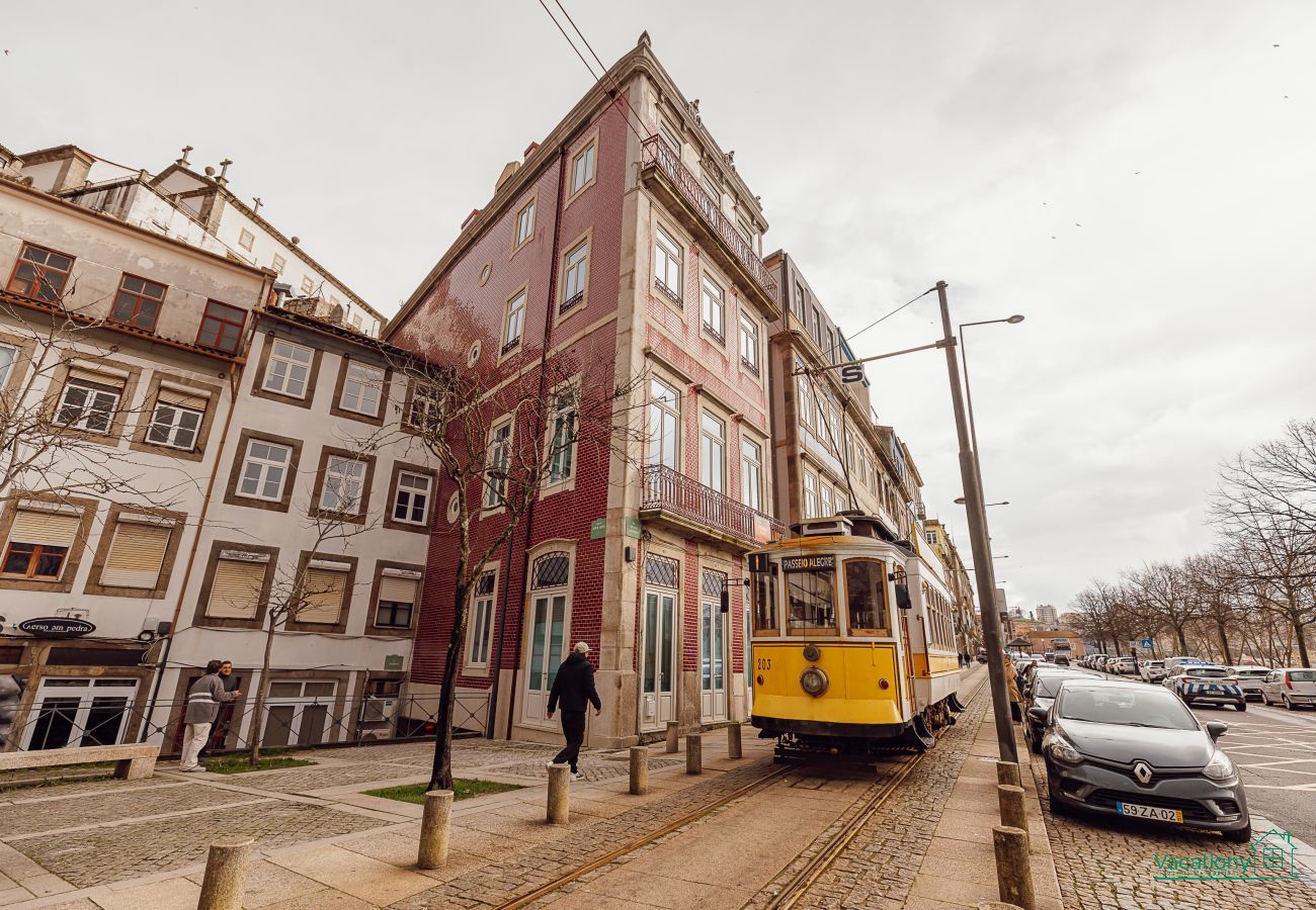 Apartment in Porto - PREMIUM RIVERSIDE AND VIEW by VACATIONY