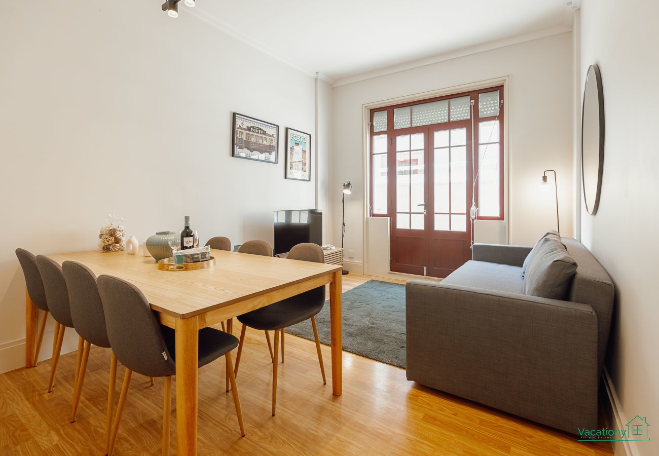 Apartment in Porto - CITY CENTER TERRACE APARTMENT by VACATIONY