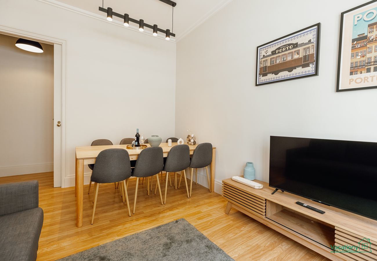Apartment in Porto - CITY CENTER TERRACE APARTMENT by VACATIONY