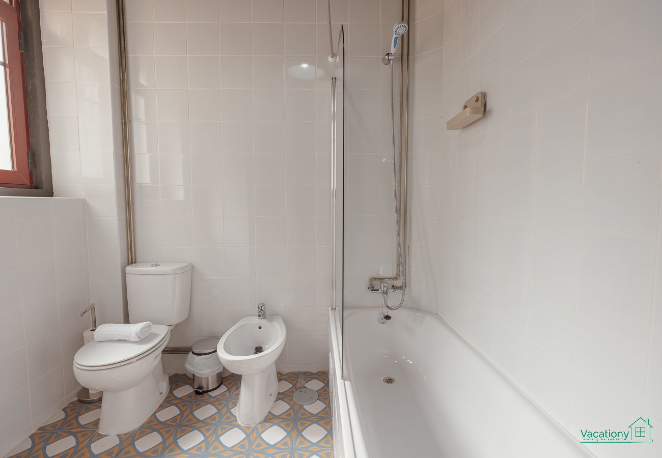 Apartment in Porto - CITY CENTER TERRACE APARTMENT by VACATIONY