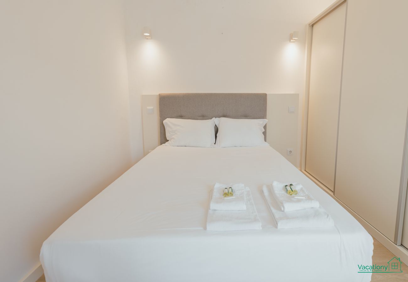 Apartment in Porto - DOWNTOWN ELEGANT STUDIO by VACATIONY