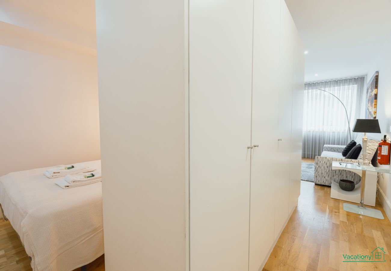 Apartment in Porto - HEART OF THE CITY APARTMENT by VACATIONY