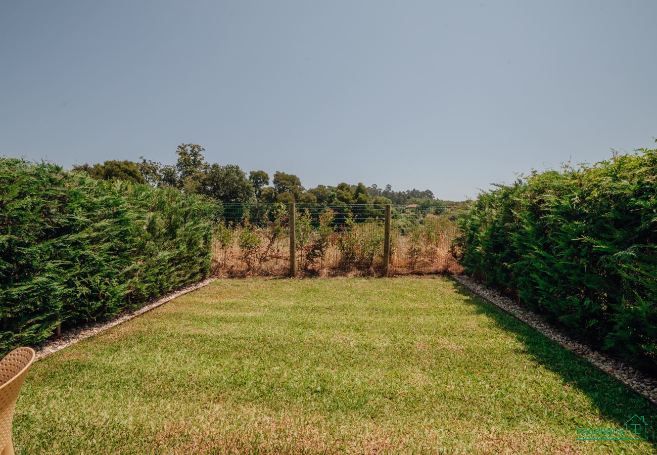 Apartamento en Vila Nova de Gaia - AMAZING DESIGN GARDEN with POOL by VACATIONY