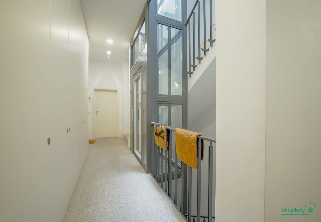 Apartamento en Oporto - DOWNTOWN MODERN STUDIO with TERRACE