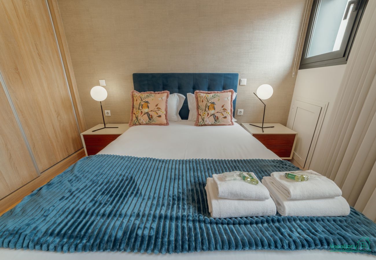 Apartamento en Oporto - CITY CENTER COMFORT APARTMENT B by VACATIONY