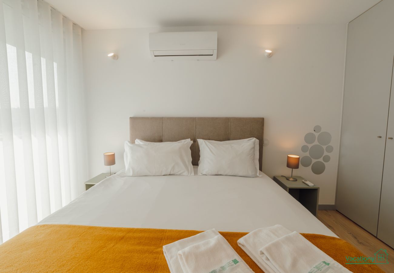 Apartamento en Oporto - AMAZING RIVERVIEW APARTMENT w/ POOL by VACATIONY