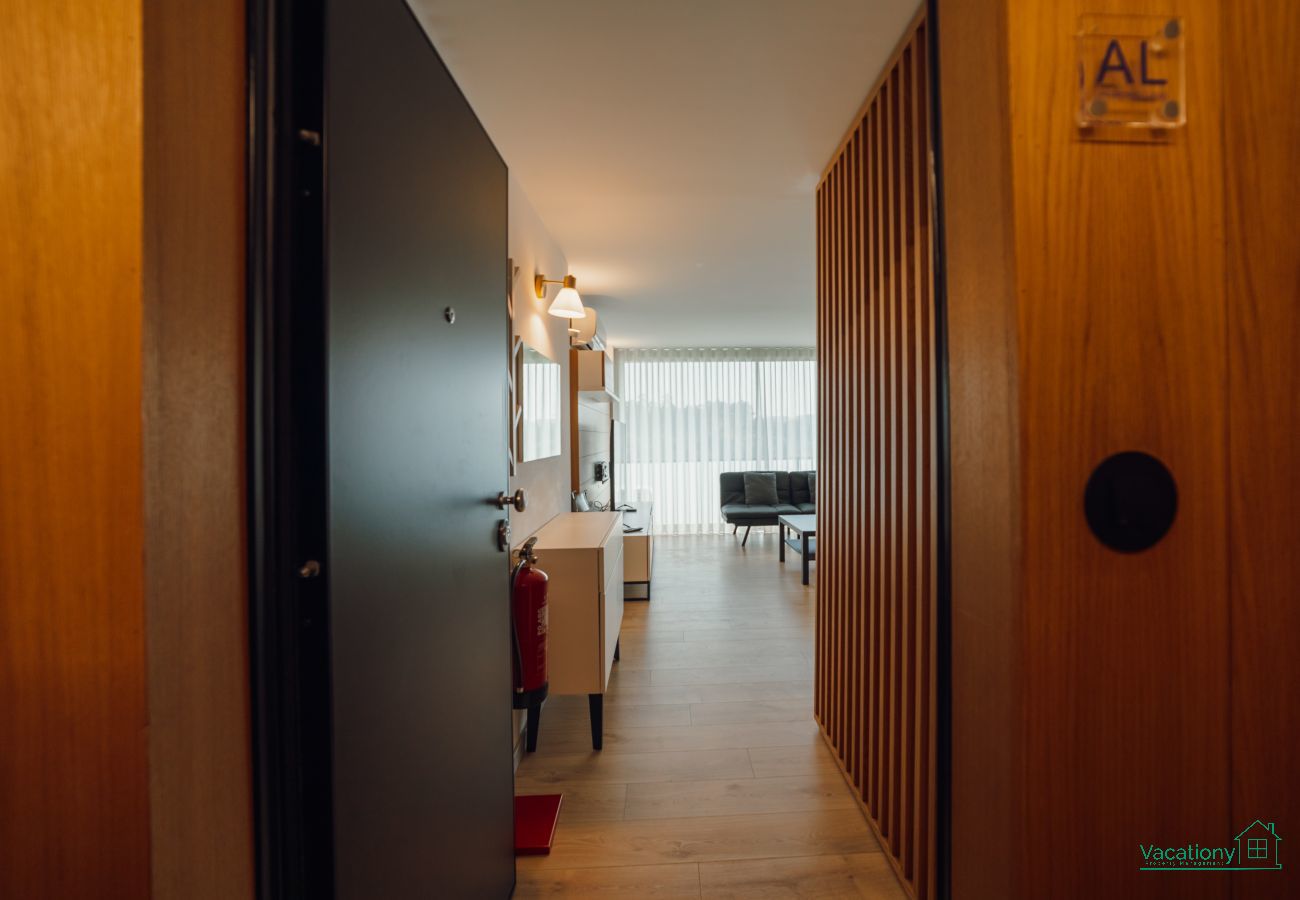 Apartamento en Oporto - AMAZING RIVERVIEW APARTMENT w/ POOL by VACATIONY