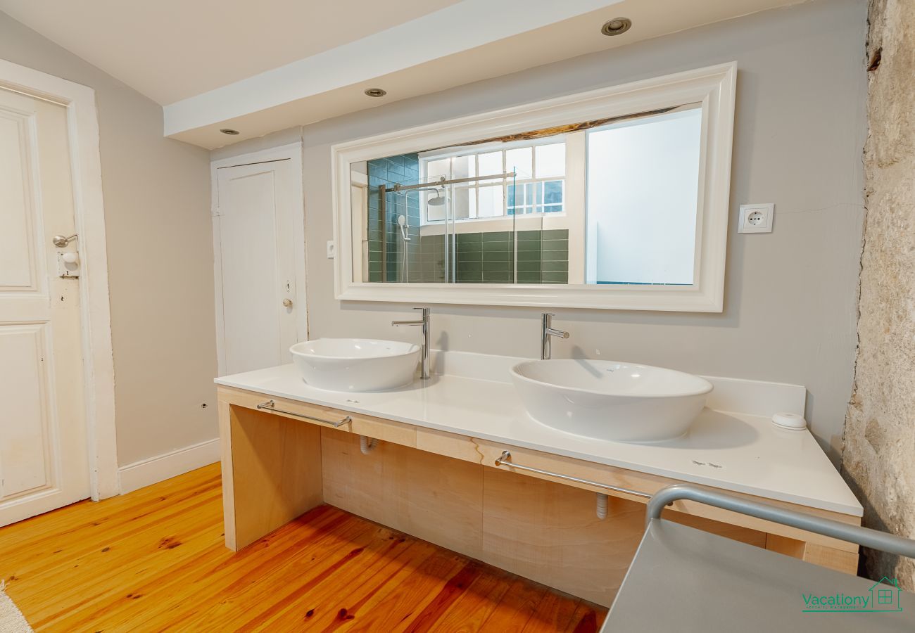 Apartamento en Oporto - URBAN REFUGE 4BD by VACATIONY