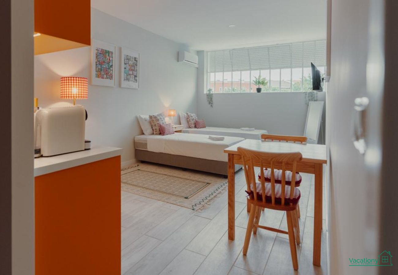 Estudio en Oporto - COLORFUL STUDIO 1 MUNICIPAL POOL by VACATIONY