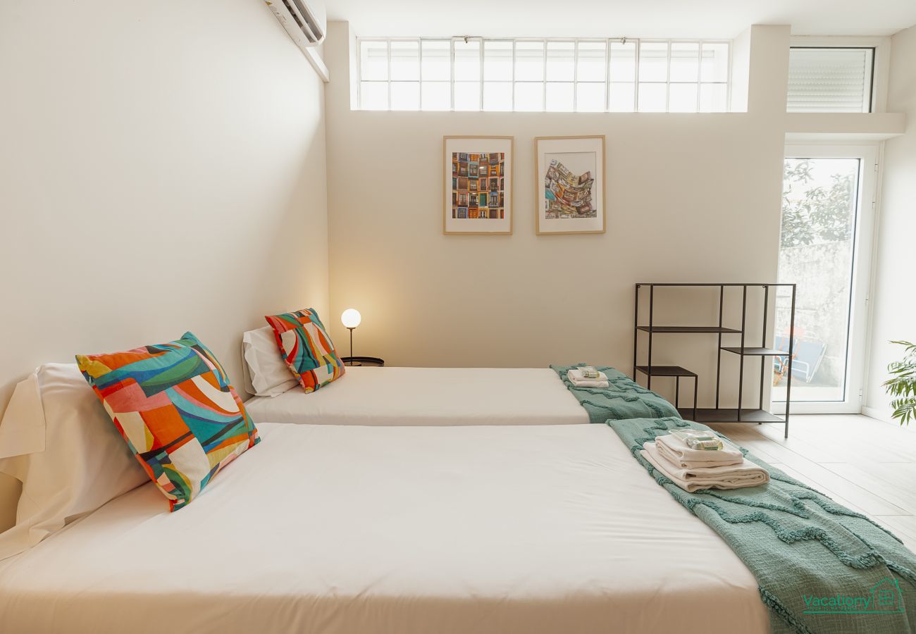 Estudio en Oporto - COLORFUL STUDIO 3 MUNICIPAL POOL by VACATIONY