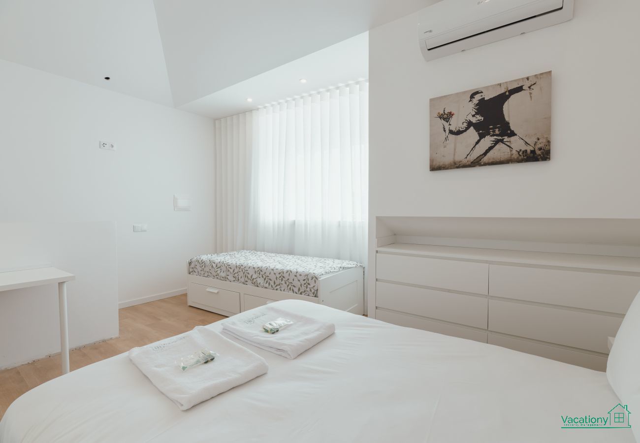 Apartamento en Oporto - MODERN LAPA DUPLEX E by VACATIONY