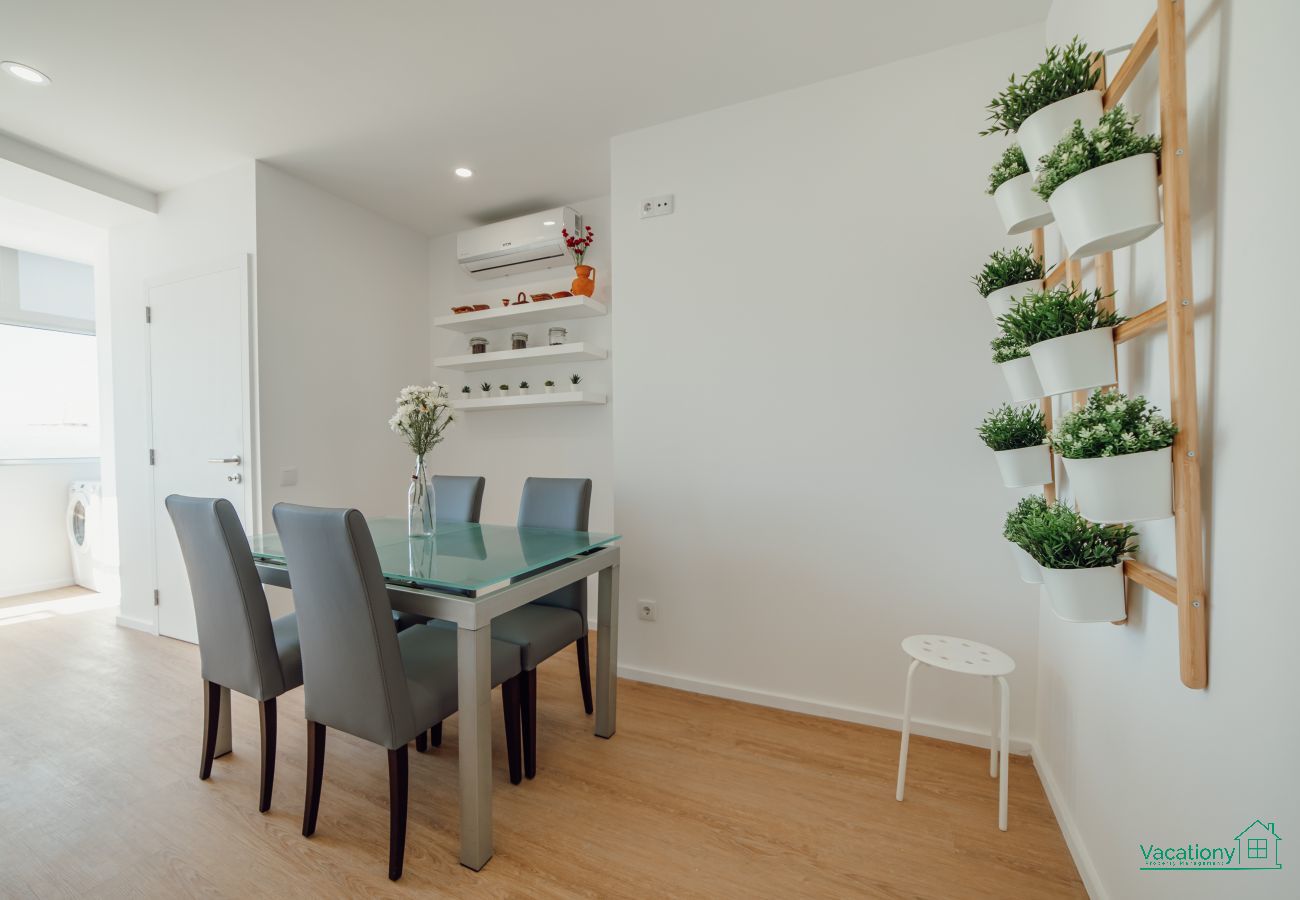 Appartement à Porto - GRAND APARTMENT MERCADO BOM SUCESSO