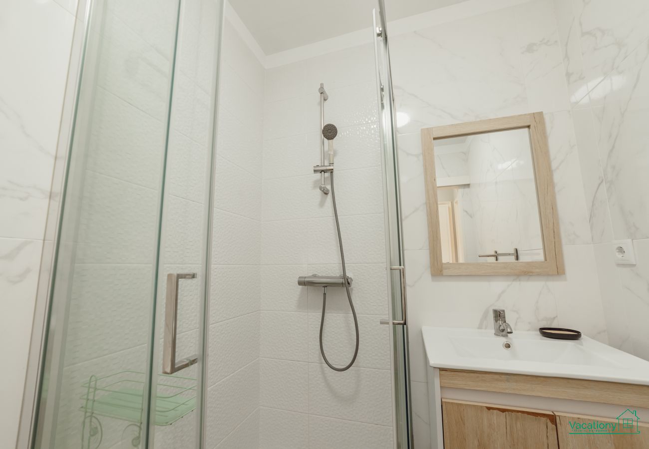 Appartement à Porto - ESPINHO SEAWALK AND SEAVIEW by VACATIONY