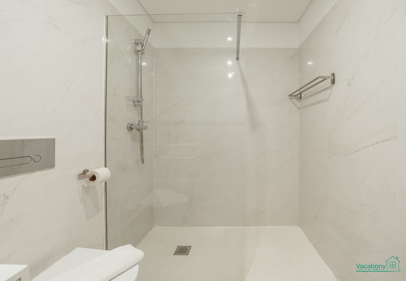 Appartement à Porto - DOWNTOWN BRIGHT & BALCONY APARTMENT by VACATIONY