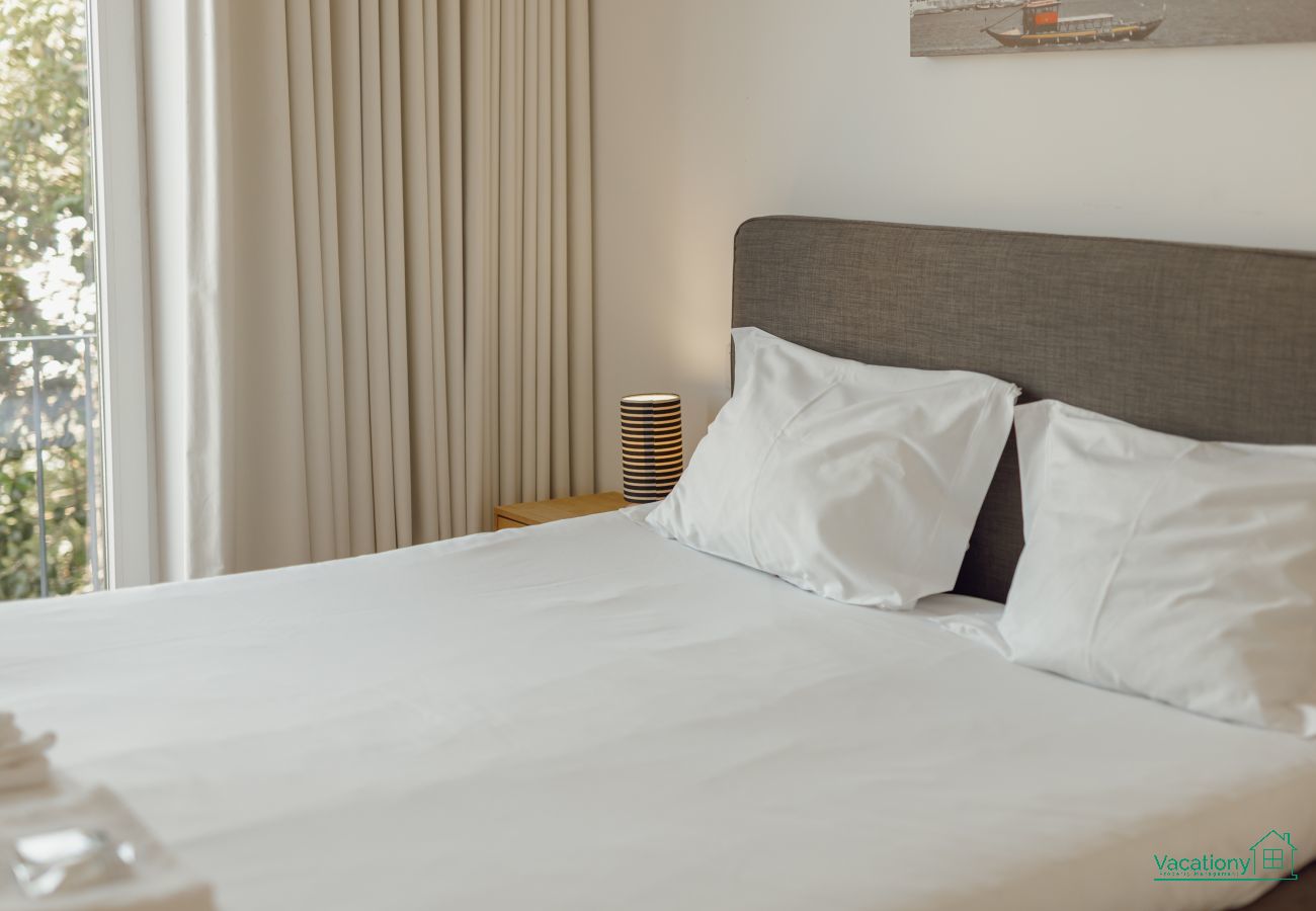 Appartement à Porto - DOWNTOWN BRIGHT & BALCONY APARTMENT by VACATIONY