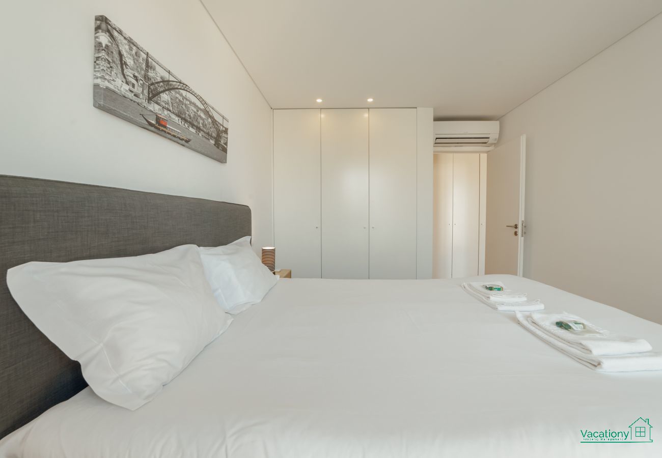 Appartement à Porto - DOWNTOWN BRIGHT & BALCONY APARTMENT by VACATIONY