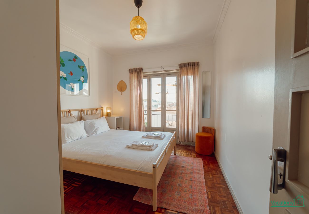 Appartement à Porto - SANTA CATARINA FLAT 2BD with BALCONY by VACATIONY
