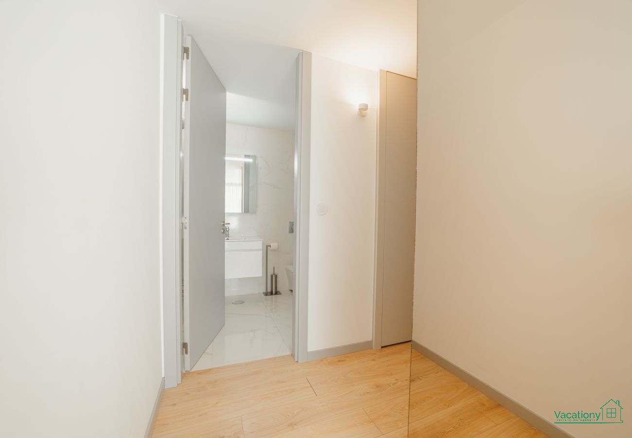 Appartement à Porto - AMAZING RIVERVIEW APARTMENT w/ POOL by VACATIONY