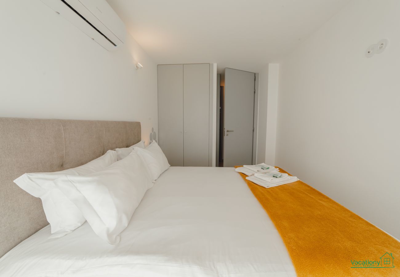 Appartement à Porto - AMAZING RIVERVIEW APARTMENT w/ POOL by VACATIONY