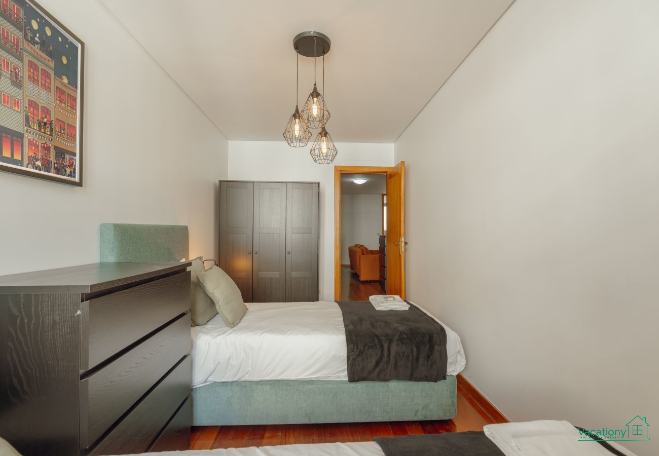 Appartement à Porto - MODERN TERRACE 2BD APARTMENT by VACATIONY