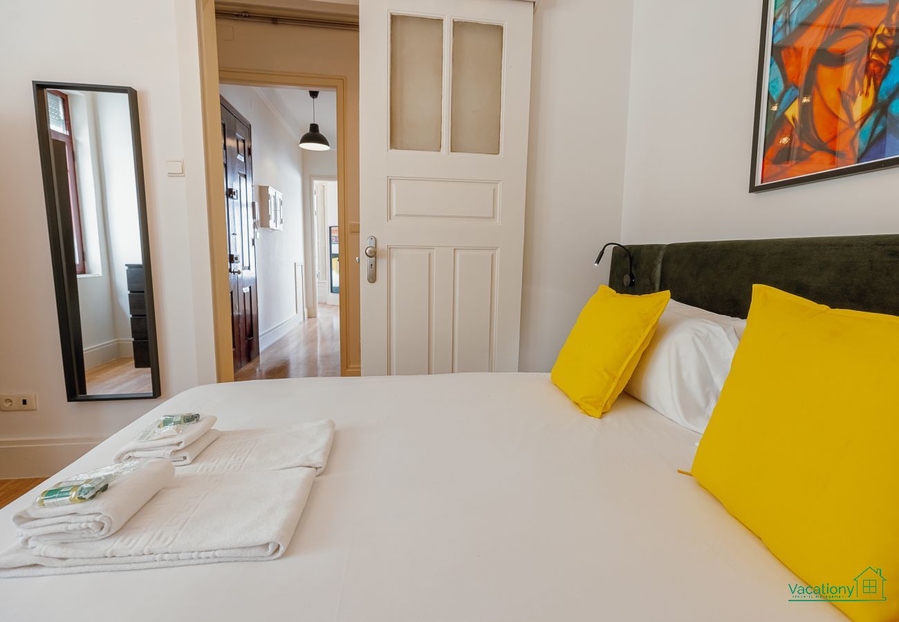 Appartement à Porto - CITY CENTER TERRACE APARTMENT by VACATIONY