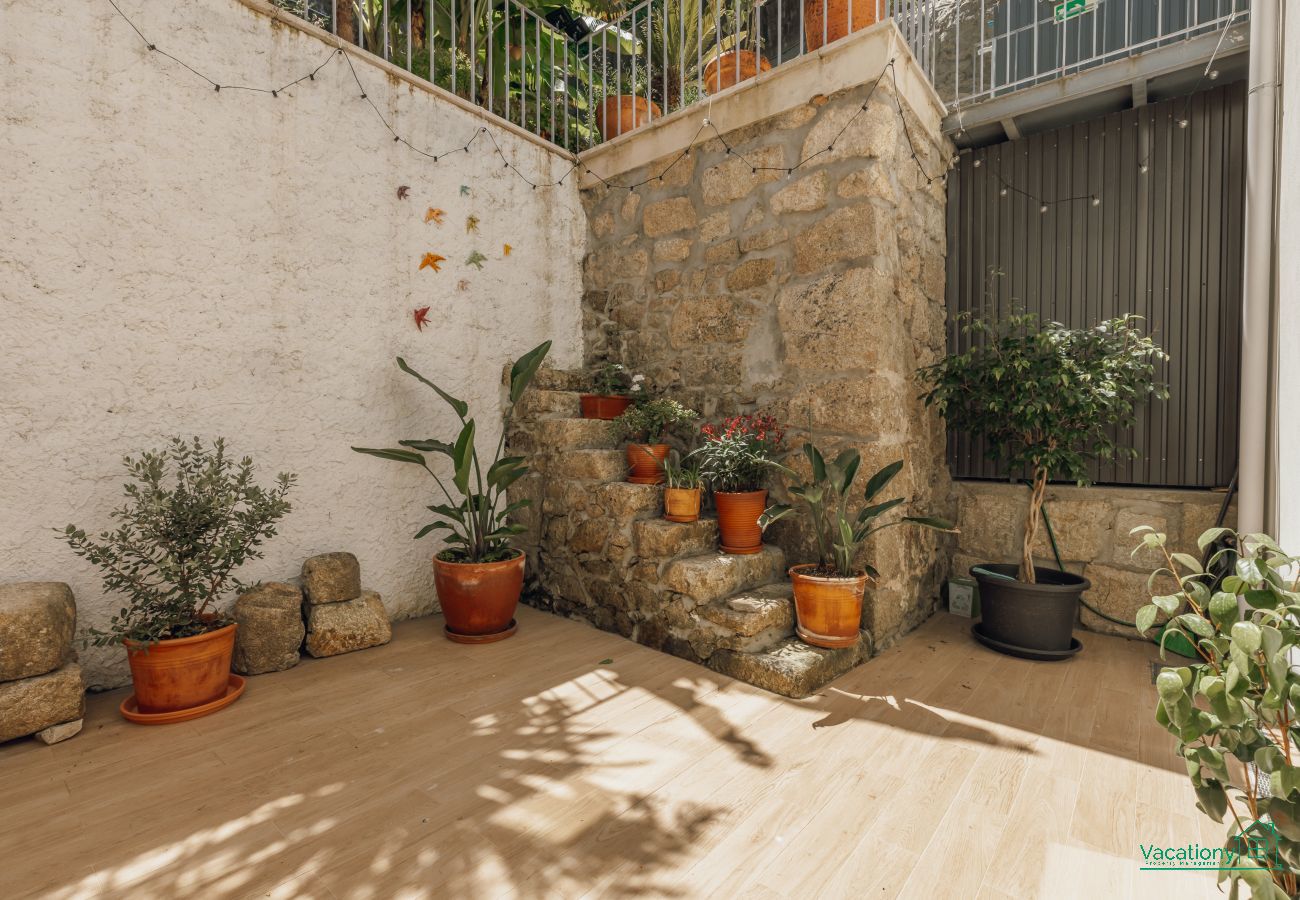 Appartement à Vila Nova de Gaia - BRIDGE & POOL RETREAT by VACATIONY